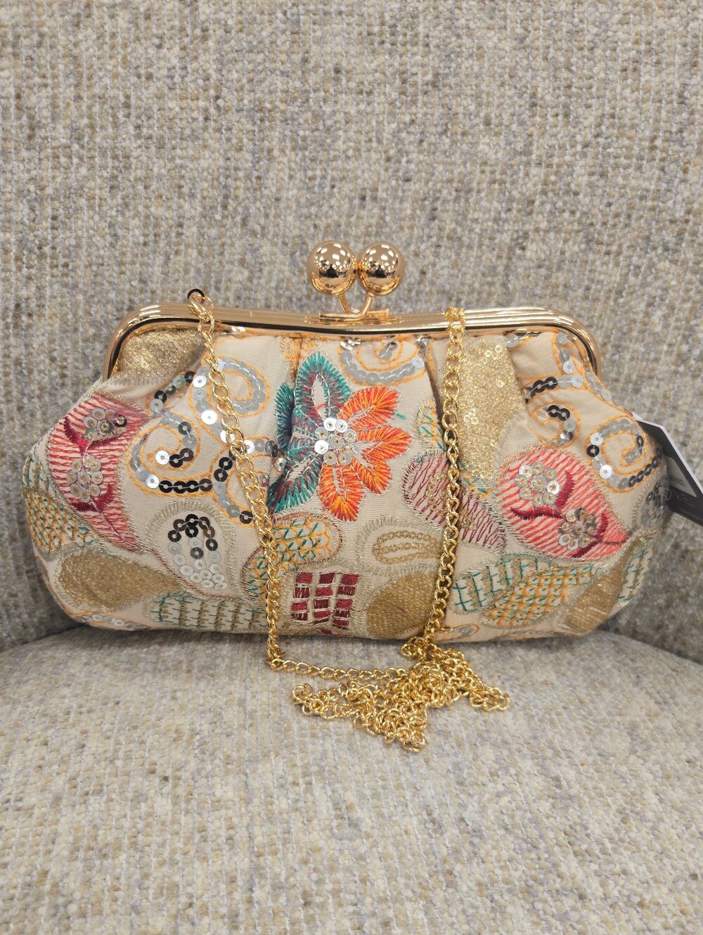 Haute Hippie Embroidered Sequin Floral Clutch Handbag - Picture 2 of 4